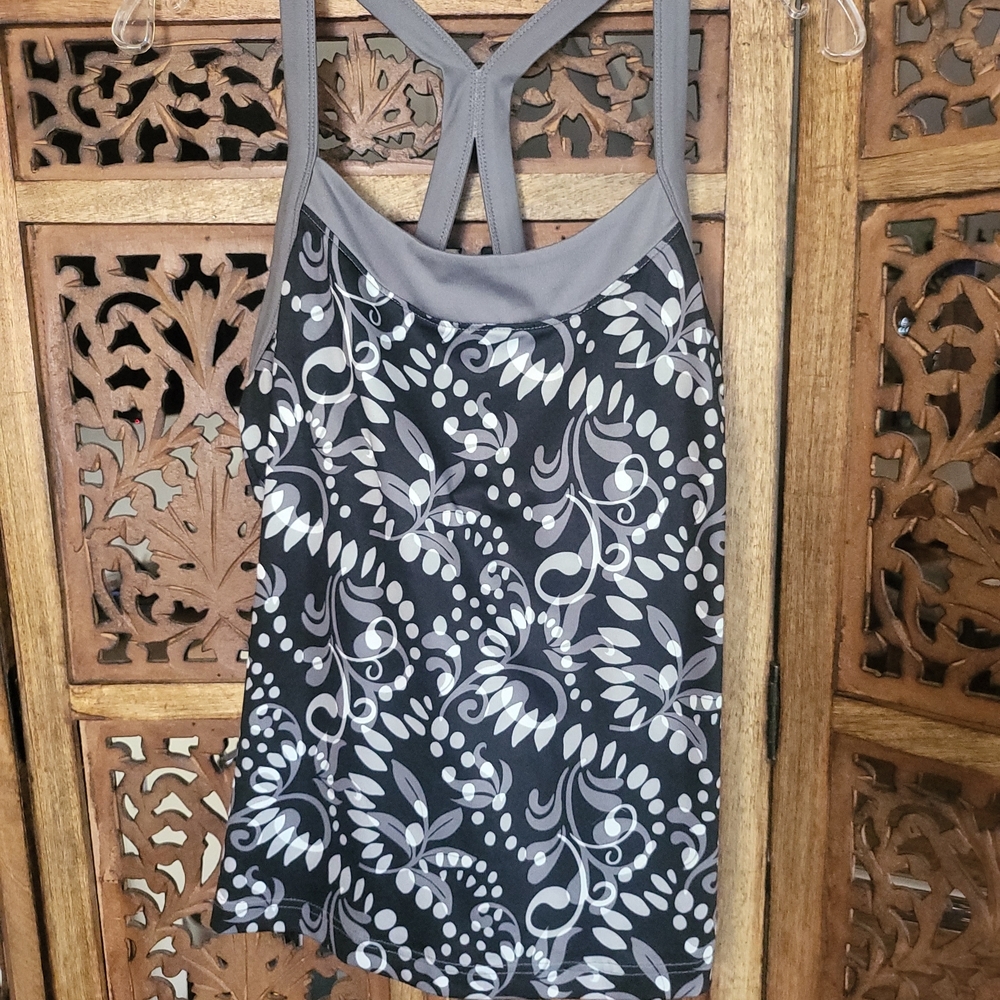 Danskin Black and Gray Patterned Tank Top